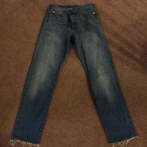 Levi Wedgie Fit Jean 25
